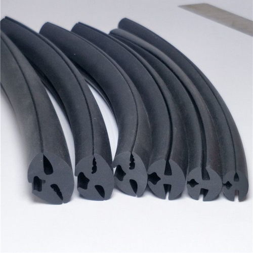 專業制造，品質保障 探秘清河縣順冠橡膠制品廠的密封條與橡膠防塵套